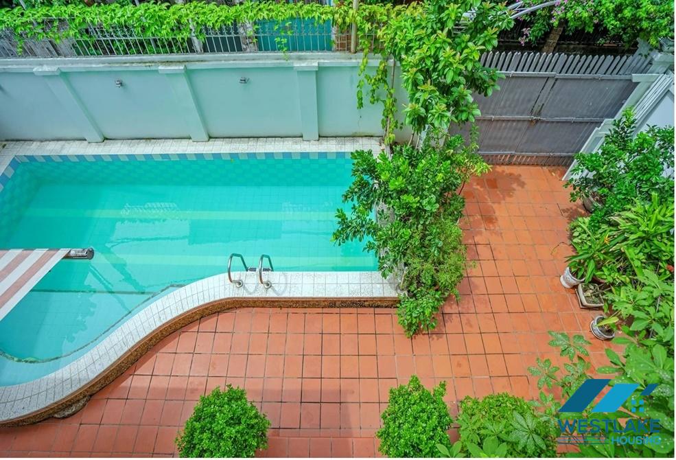 Nhà Đẹp 4 Phòng Ngủ Có Hồ Bơi Ngoài Trời Cho Thuê Tại Tây Hồ, Hà Nội