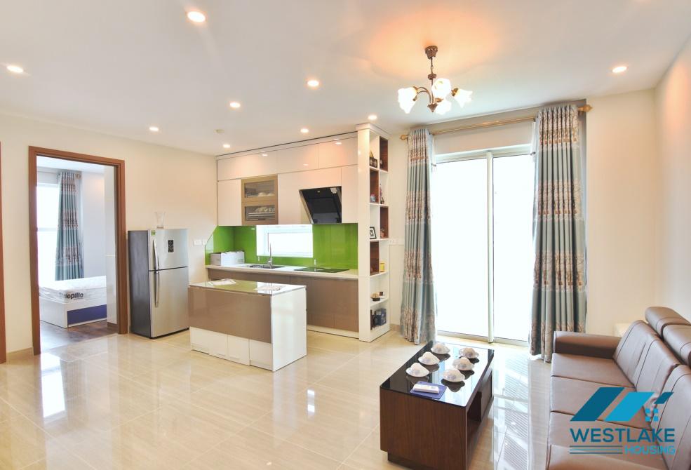 Cho thuê căn hộ 2 phòng ngủ mới và giá rẻ tại Ciputra, Tây Hồ, Hà Nội