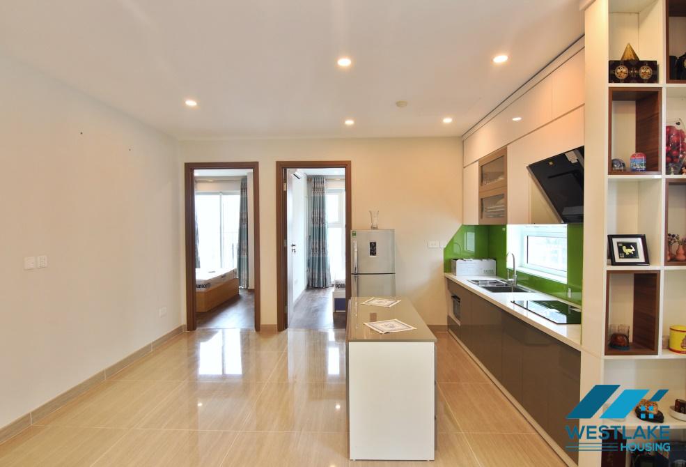 Cho thuê căn hộ 2 phòng ngủ mới và giá rẻ tại Ciputra, Tây Hồ, Hà Nội