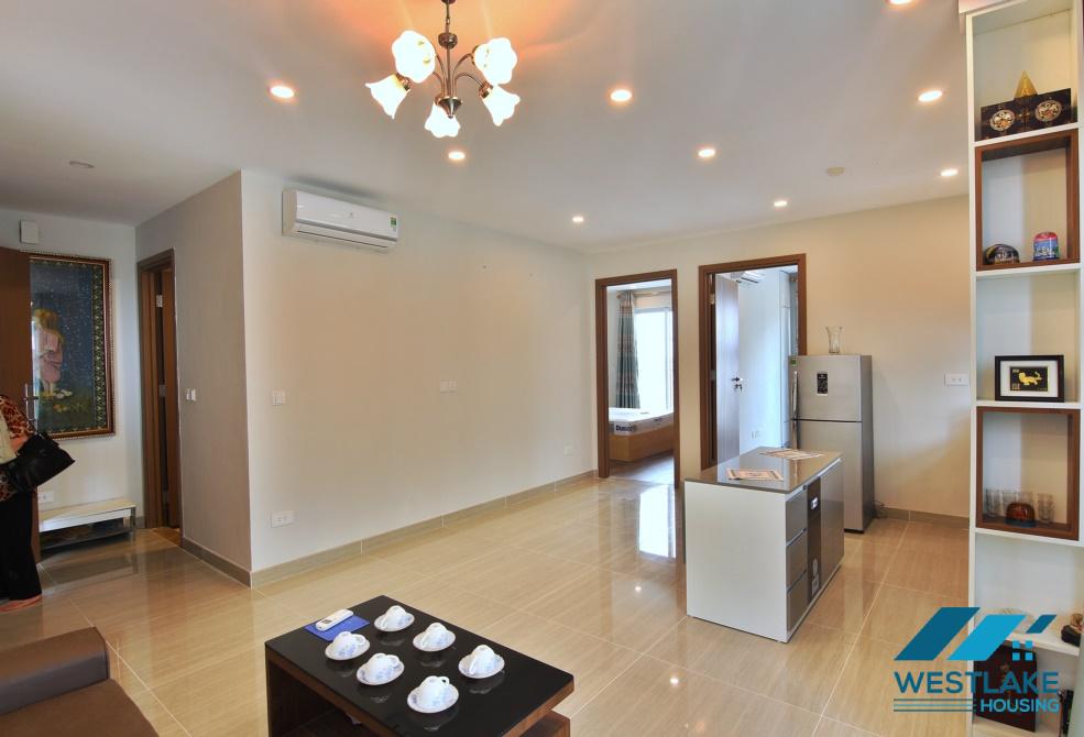 Cho thuê căn hộ 2 phòng ngủ mới và giá rẻ tại Ciputra, Tây Hồ, Hà Nội