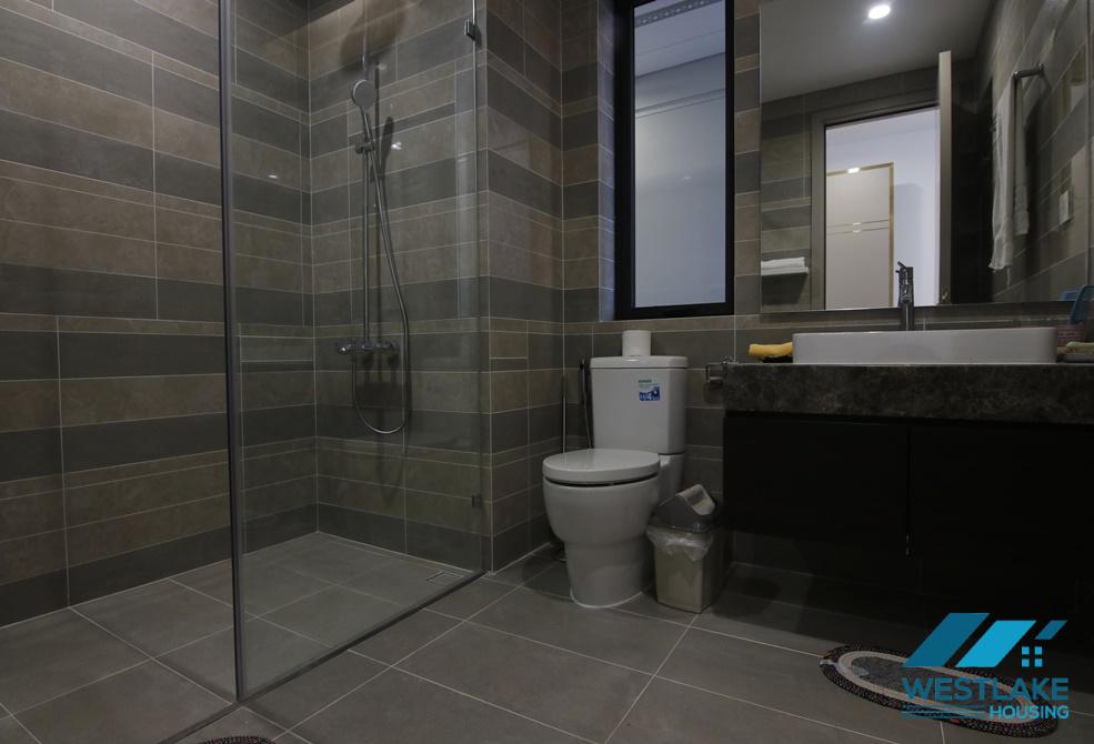 Cho thuê căn hộ cao cấp 2 phòng ngủ tại Sun Grand City Thụy Khuê