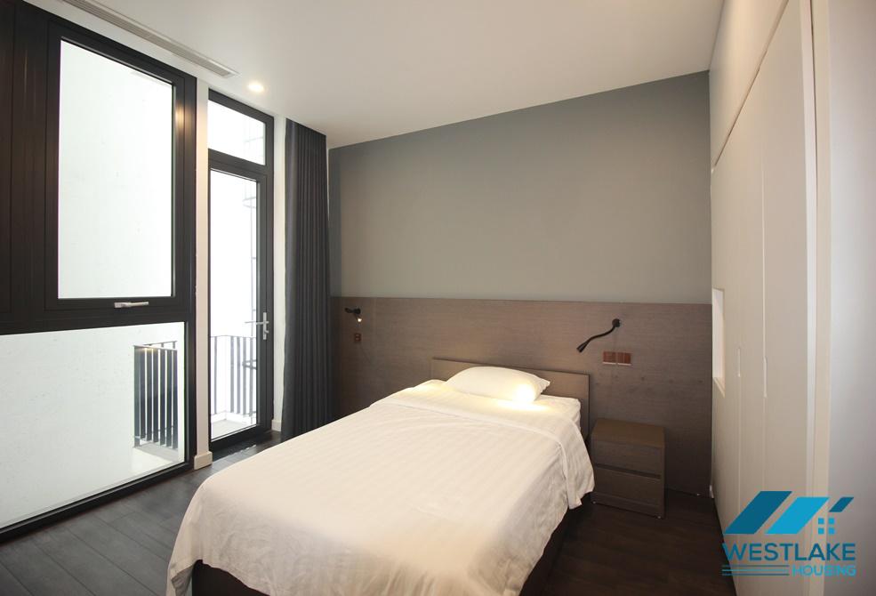 Brand new and lake view 3 beds apartment for rent in Tay Ho area