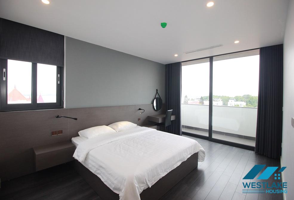 Brand new and lake view 3 beds apartment for rent in Tay Ho area
