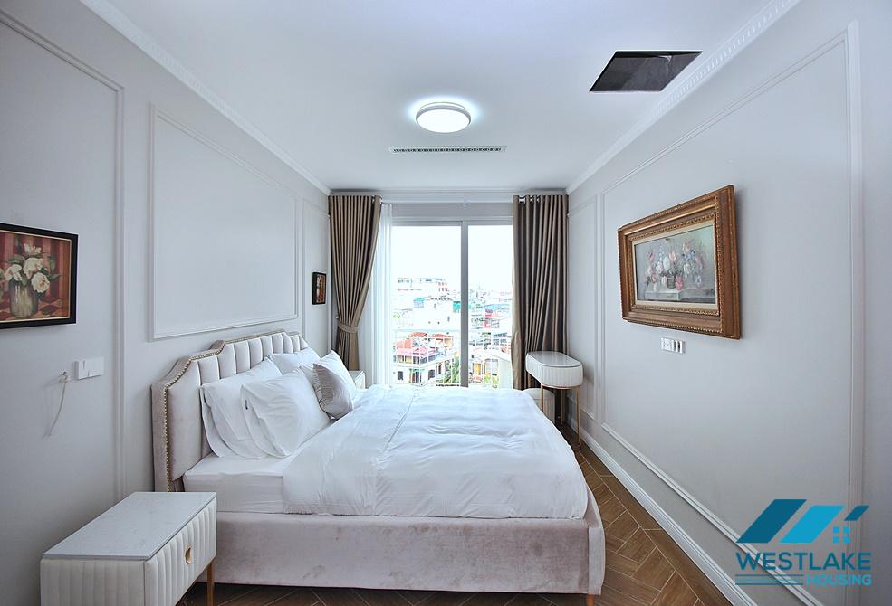 Lake view and luxurious 4 beds apartment for rent in Xuan Dieu st, Tay Ho