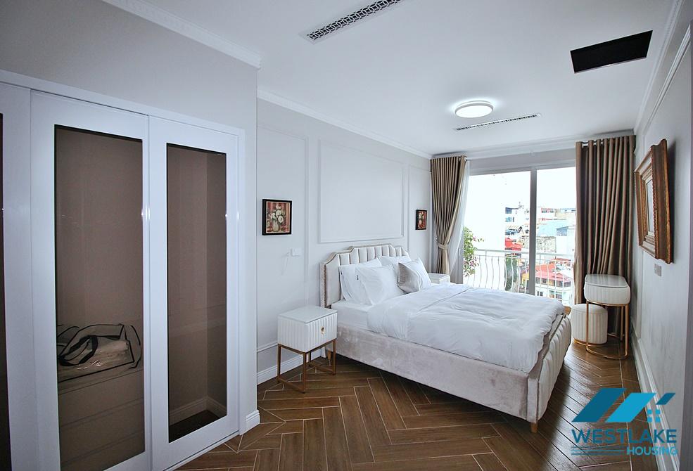 Lake view and luxurious 4 beds apartment for rent in Xuan Dieu st, Tay Ho