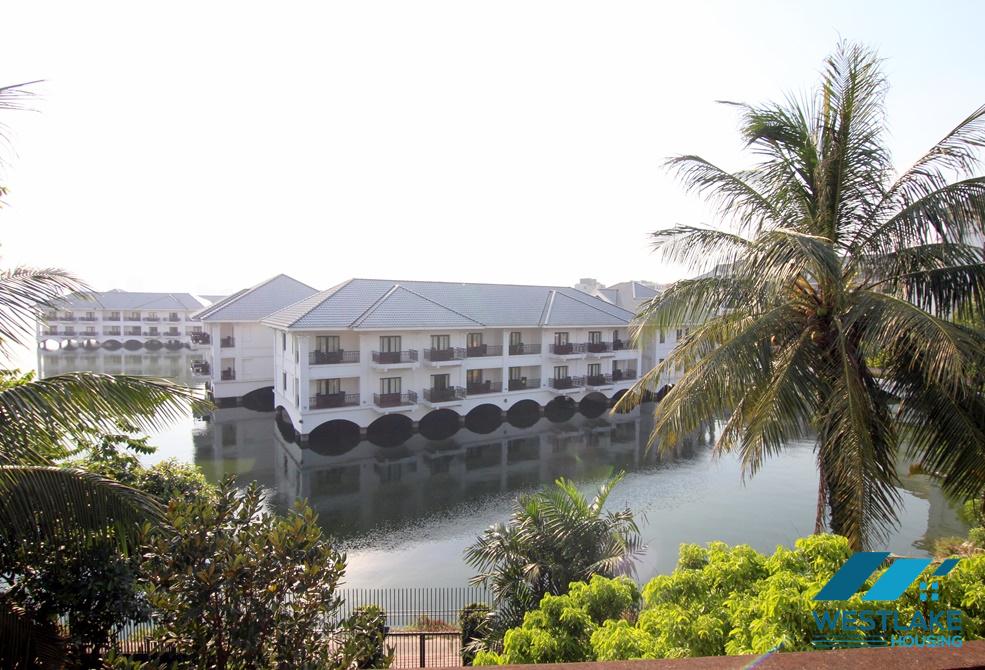 A 3 bedroom house with lake view for rent in Tay ho