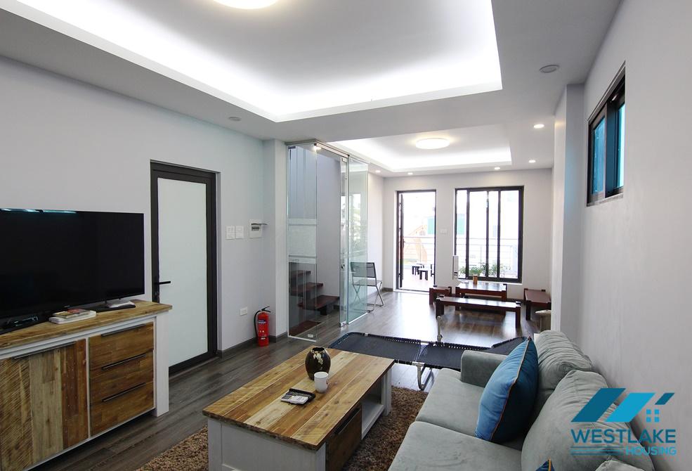 Một Căn Studio Mới Có Ban Công Lớn Cho Thuê Tại Khu Vực Tây Hồ.