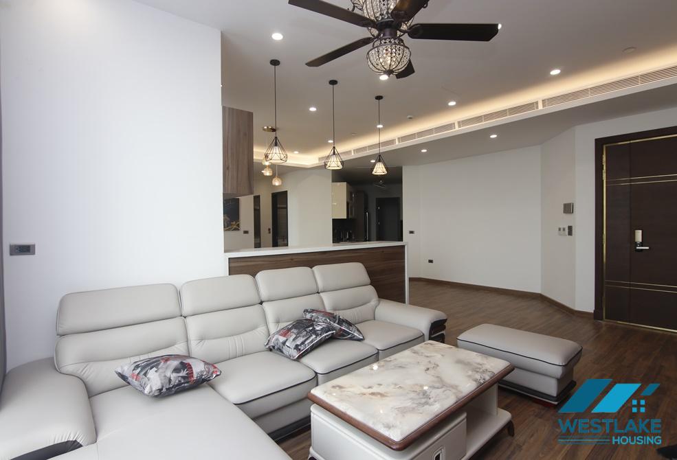 Căn hộ 3 phòng ngủ tuyệt đẹp cho thuê tại Sun Grand City Tây Hồ
