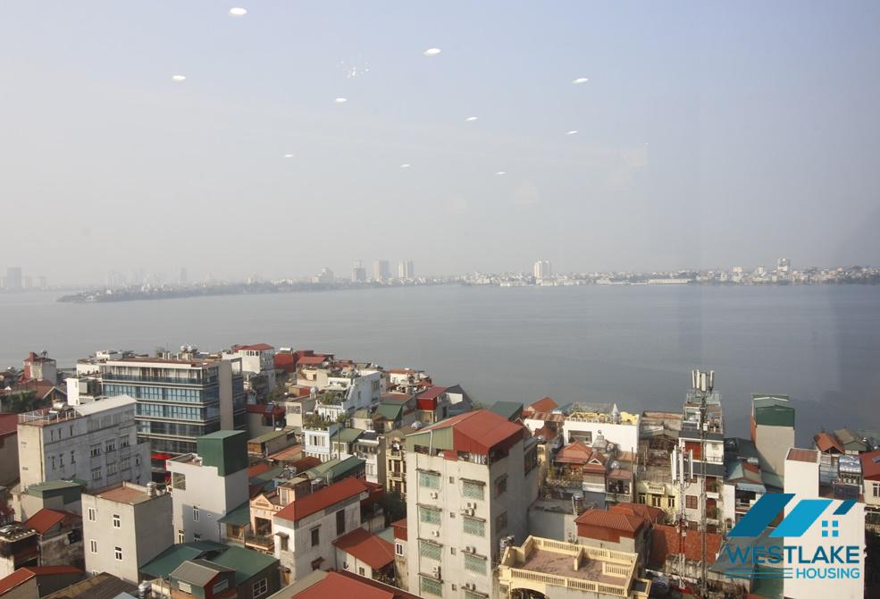 Căn hộ 3 phòng ngủ tuyệt đẹp cho thuê tại Sun Grand City Tây Hồ