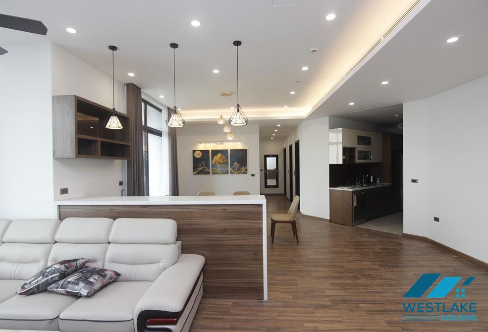 Căn hộ 3 phòng ngủ tuyệt đẹp cho thuê tại Sun Grand City Tây Hồ