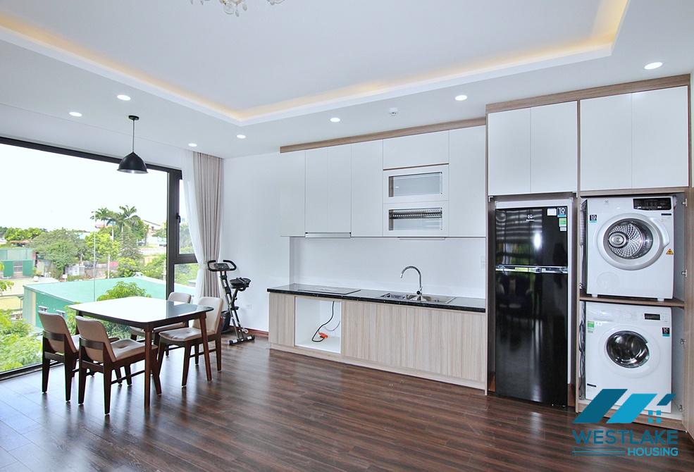 Căn Hộ 02 Phòng Ngủ Với Nhiều Ánh Sáng Tự Nhiên Cho Thuê Tại Tây Hồ, Hà Nội