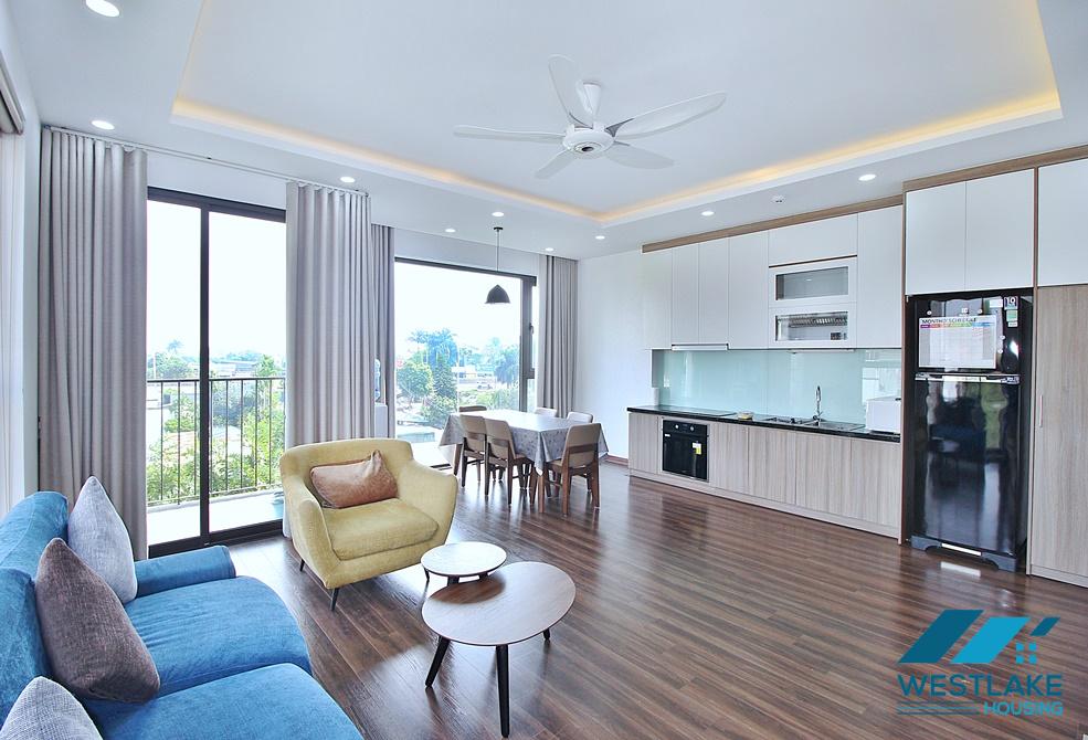 Căn Hộ 02 Phòng Ngủ Với Nhiều Ánh Sáng Tự Nhiên Cho Thuê Tại Tây Hồ, Hà Nội