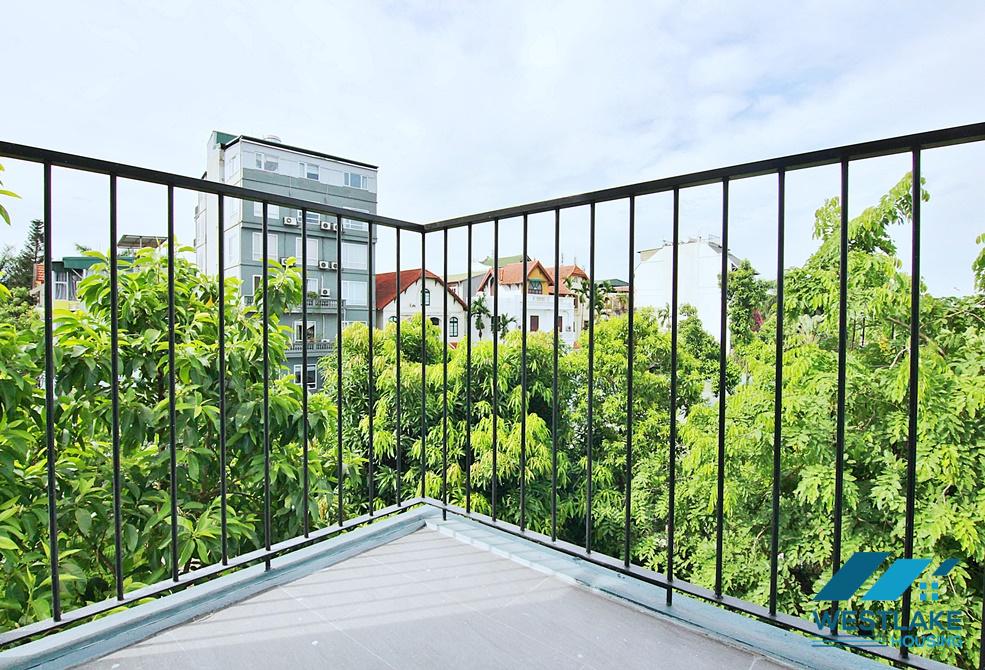 Căn Hộ 02 Phòng Ngủ Với Nhiều Ánh Sáng Tự Nhiên Cho Thuê Tại Tây Hồ, Hà Nội