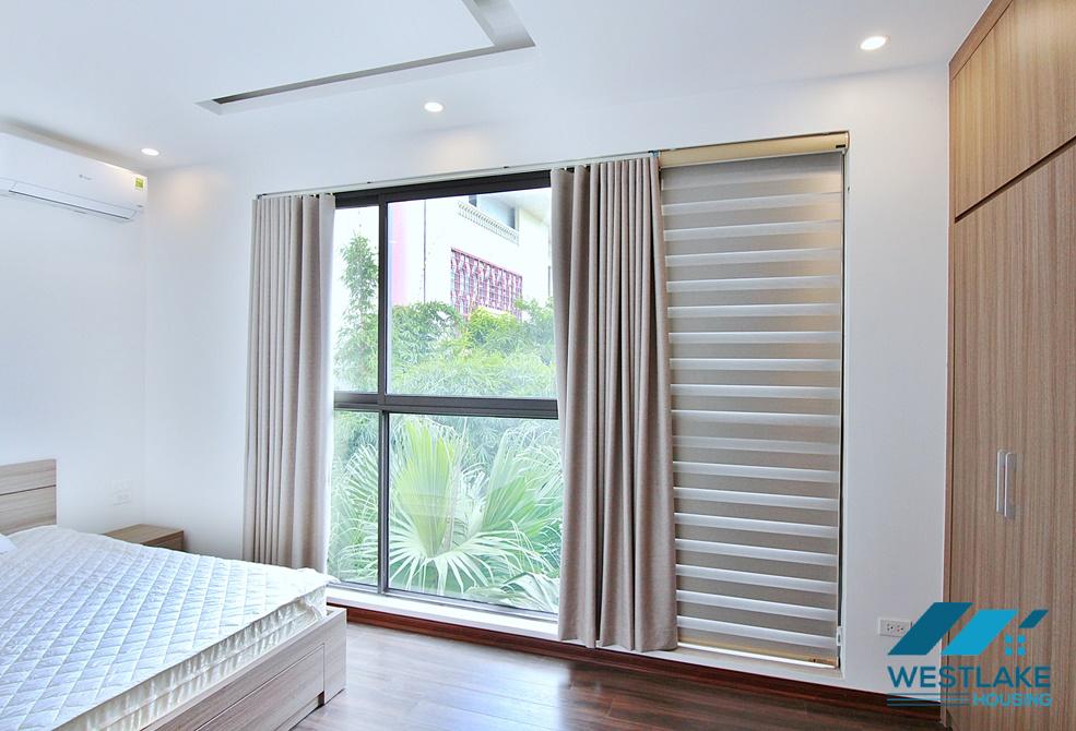 Căn Hộ 02 Phòng Ngủ Với Nhiều Ánh Sáng Tự Nhiên Cho Thuê Tại Tây Hồ, Hà Nội