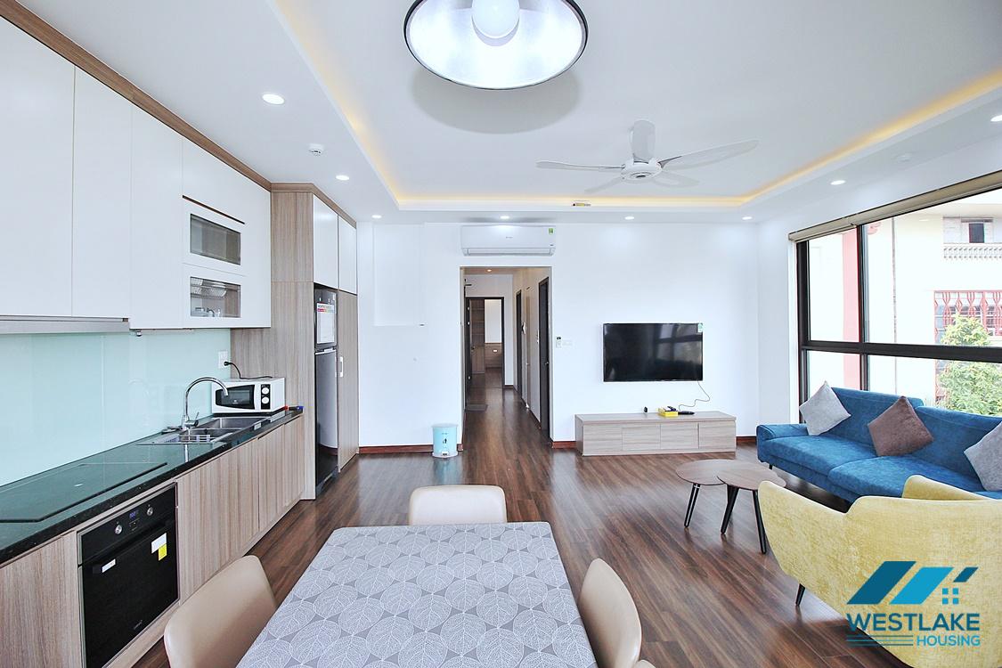 Cho Thuê Căn Hộ 2 Phòng Ngủ Hiện Đại, Rộng Thoáng Sáng Tại Âu Cơ,Tây Hồ, Hà Nội