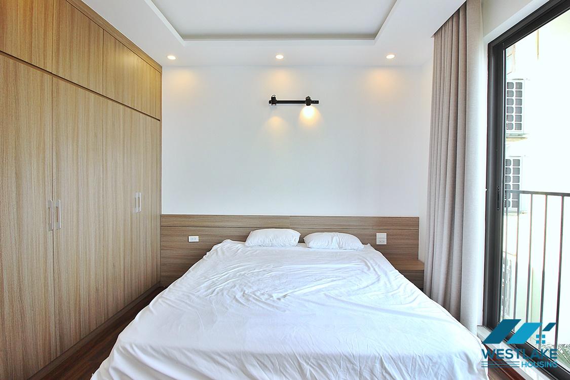 Cho Thuê Căn Hộ 2 Phòng Ngủ Hiện Đại, Rộng Thoáng Sáng Tại Âu Cơ,Tây Hồ, Hà Nội