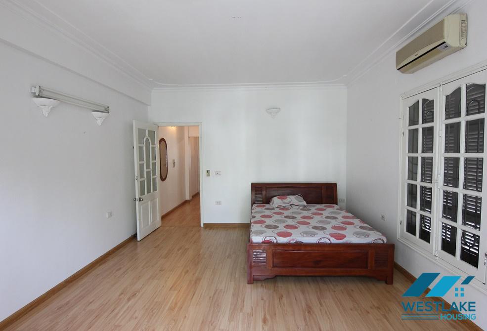 A lake side house for rent in Tay ho area