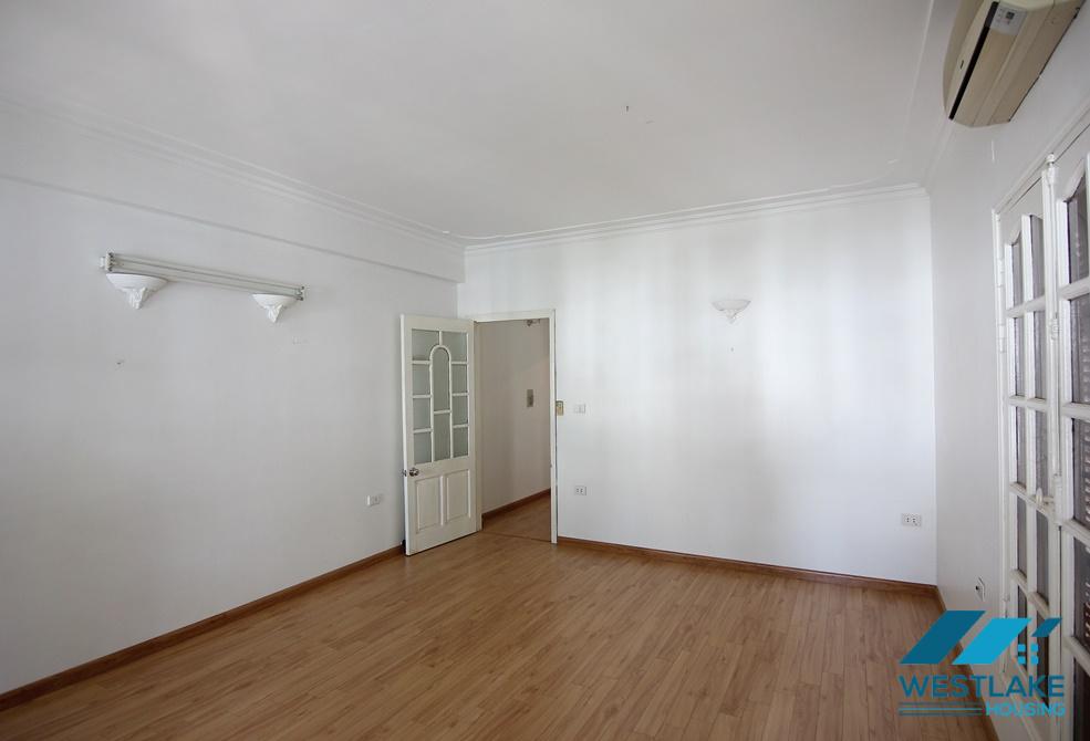 A lake side house for rent in Tay ho area