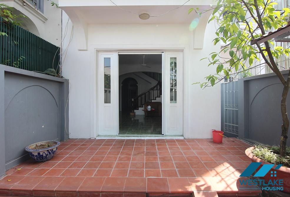 A lake side house for rent in Tay ho area