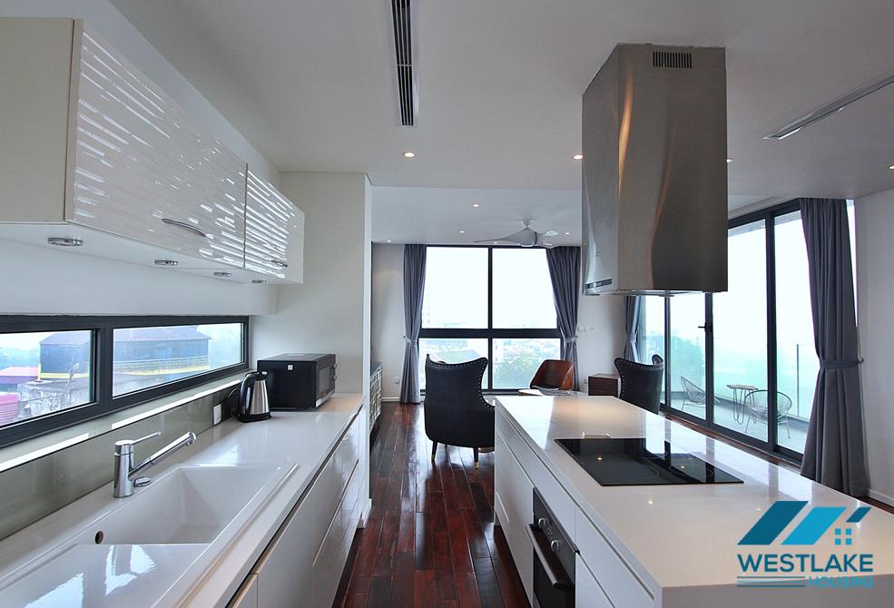 Cho Thuê Căn Hộ 2 Phòng Ngủ Hiện Đại, Sáng Thoáng View Hồ Tại Phố Xuân Diệu, Tây Hồ.