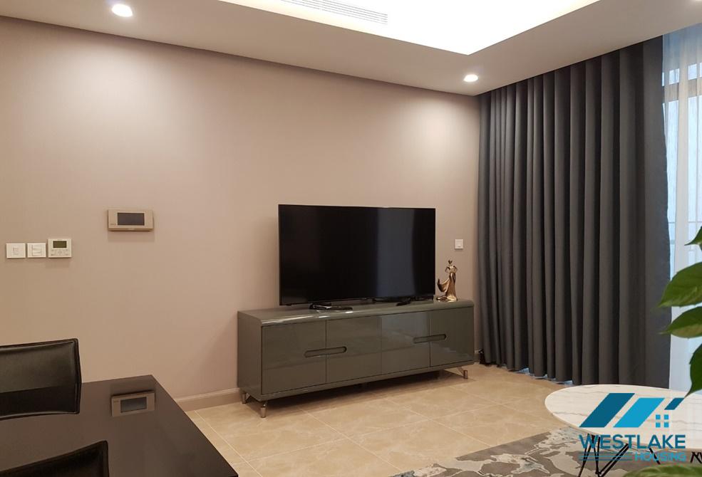 Cho thuê căn hộ 2 phòng ngủ mới đẹp tại Thụy Khuê