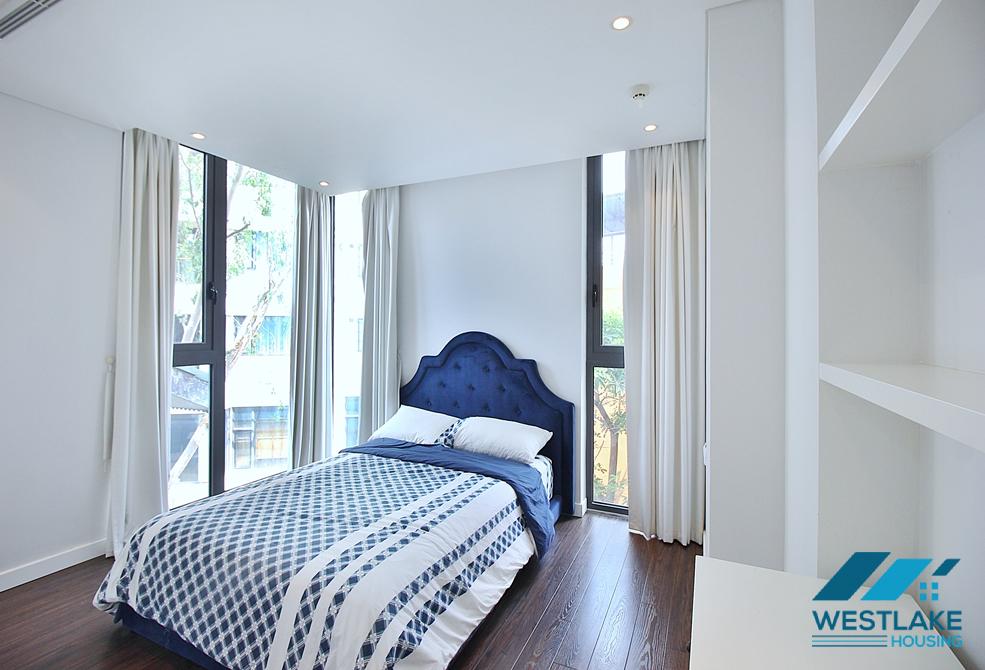 Cho Thuê Căn Hộ 3 Phòng Ngủ Đẹp, Sang Trọng Và Hiện Đại Tại  Xuân Diệu, Tây Hồ