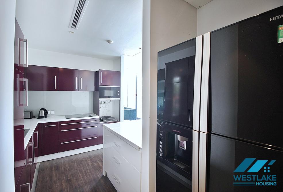 Cho Thuê Căn Hộ 3 Phòng Ngủ Đẹp, Sang Trọng Và Hiện Đại Tại  Xuân Diệu, Tây Hồ