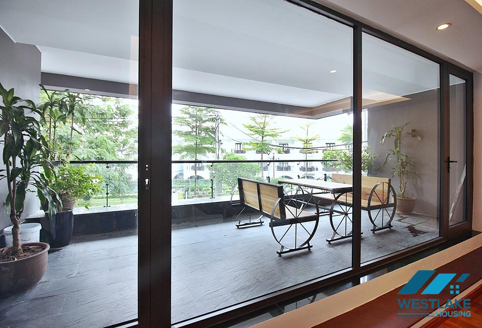 Spacious 03 bedrooms apartment for rent on Tu Hoa Street, Tay Ho, Ha Noi