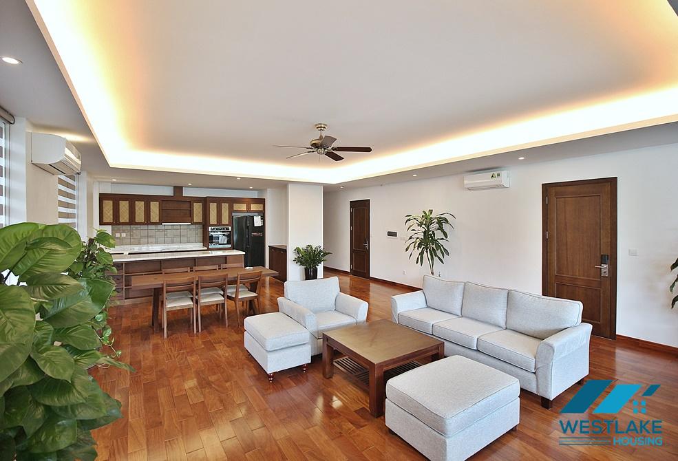 Spacious 03 bedrooms apartment for rent on Tu Hoa Street, Tay Ho, Ha Noi