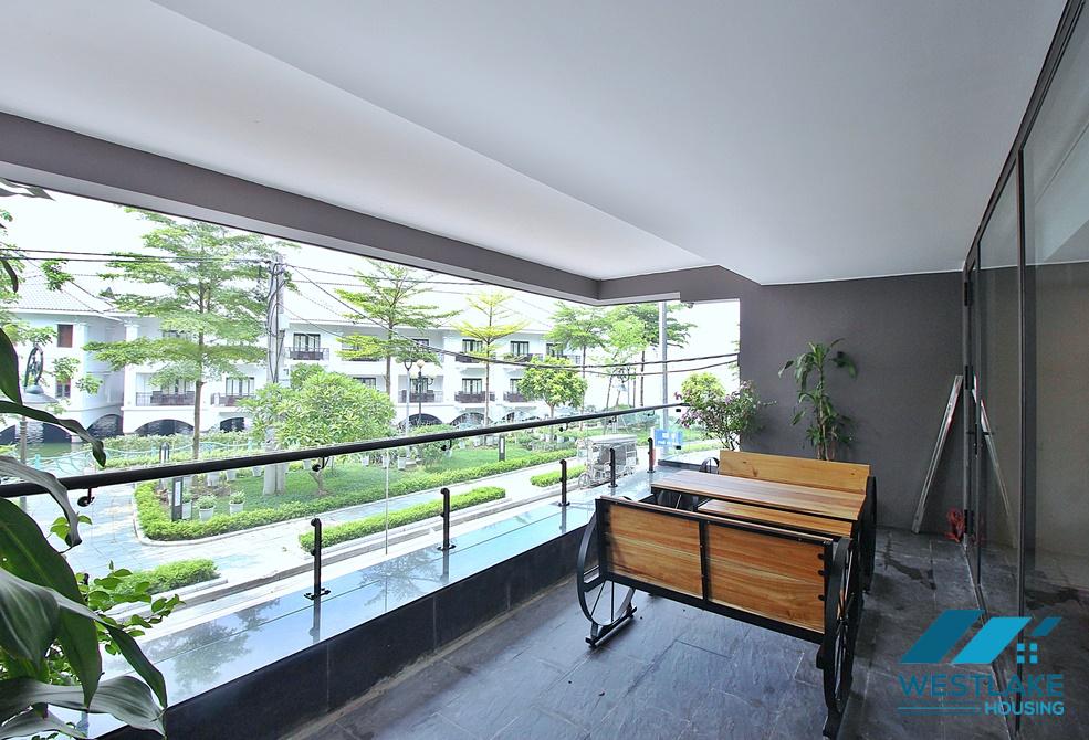 Spacious 03 bedrooms apartment for rent on Tu Hoa Street, Tay Ho, Ha Noi