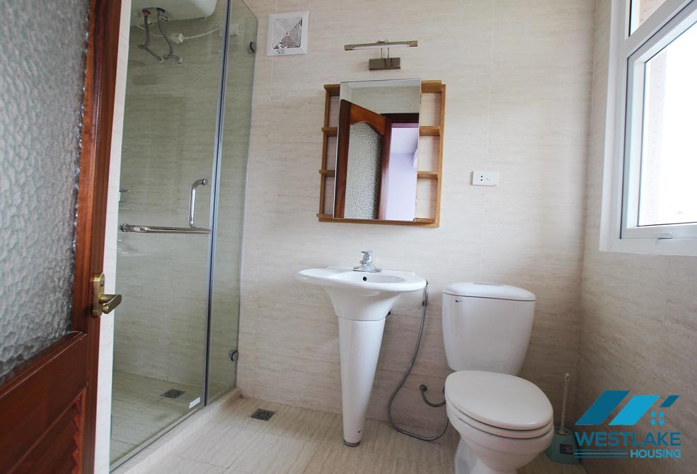 Beautiful 2 bedroom apartment in Yen phu for rent