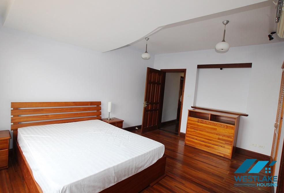 Beautiful 2 bedroom apartment in Yen phu for rent