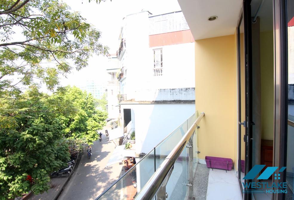 A spacious 1 bedroom apartment with lake view in Tay ho area