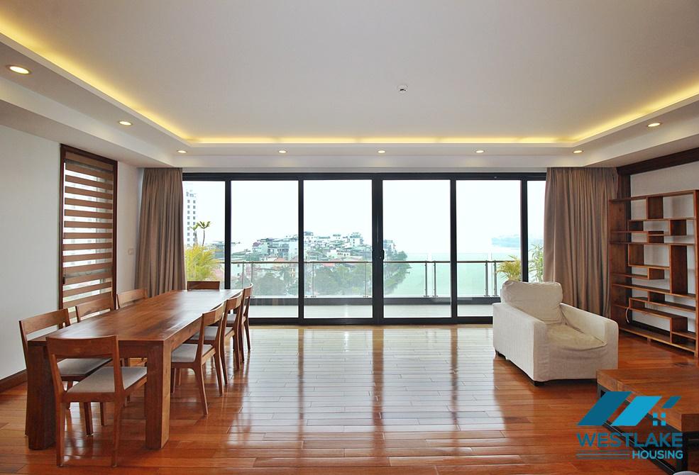 Amazing lake view serviced apartment for rent on Xuan Dieu Street, Tay Ho, Ha Noi