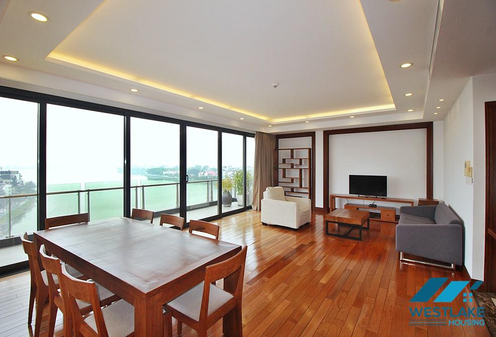 Amazing lake view serviced apartment for rent on Xuan Dieu Street, Tay Ho, Ha Noi