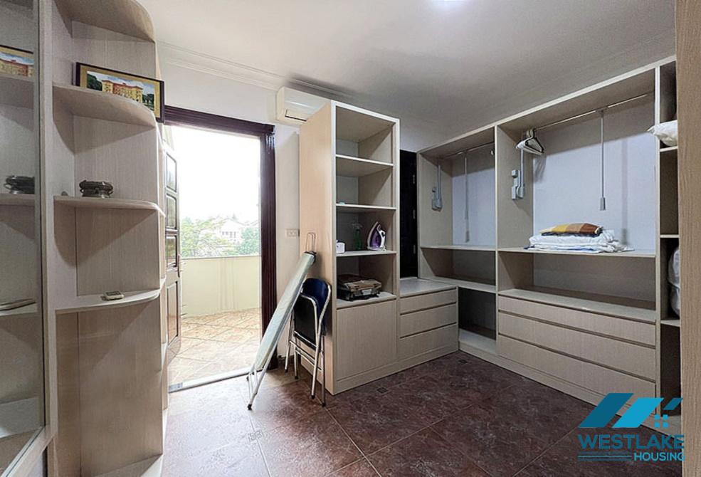 Nhà vườn rộng lớn cho thuê tại khu phức hợp Ciputra, Tây Hồ