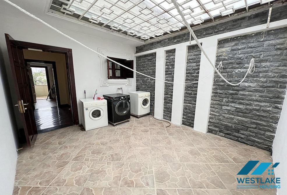 Nhà vườn rộng lớn cho thuê tại khu phức hợp Ciputra, Tây Hồ