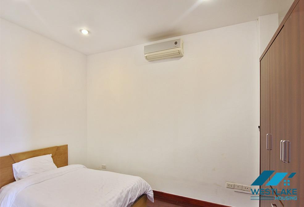 Căn Hộ Dịch Vụ 3 Phòng Ngủ View Hồ Sáng Thoáng Cho Thuê Tại Xuân Diệu Tây Hồ, Hà Nội