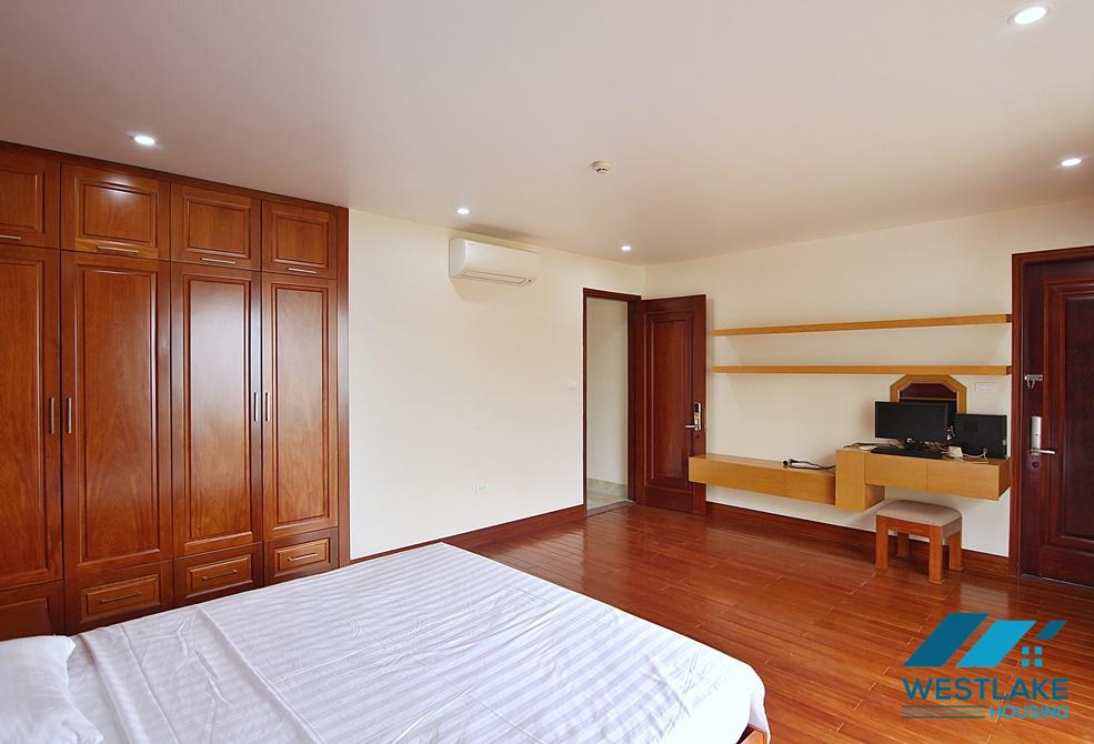 Nice 2 bedrooms for rent in To Ngoc Van, Tay Ho