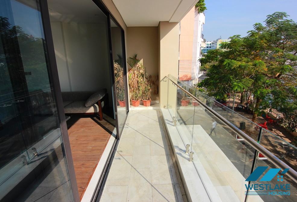 A 1 bedroom apartment with balcony and beautiful lake view in Tay ho