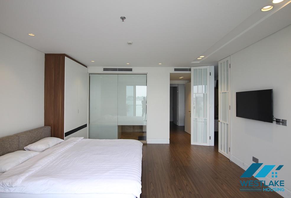 A lake view 2 bedroom apartment in Yen phu village, Tay ho