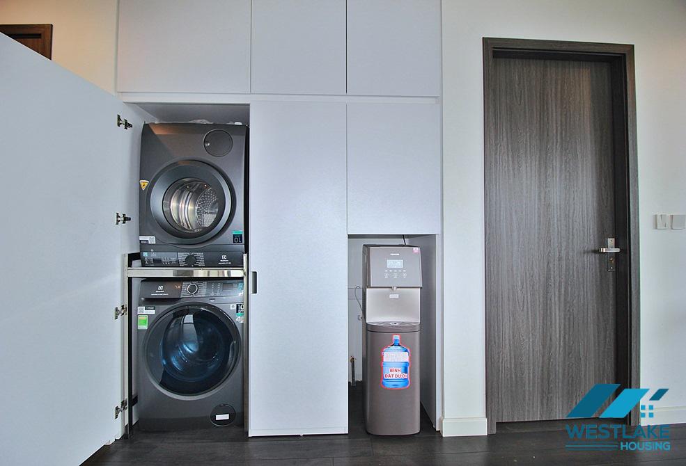 Morden and bright 3 bedrooms apartment for rent in Tay Ho, Ha Noi