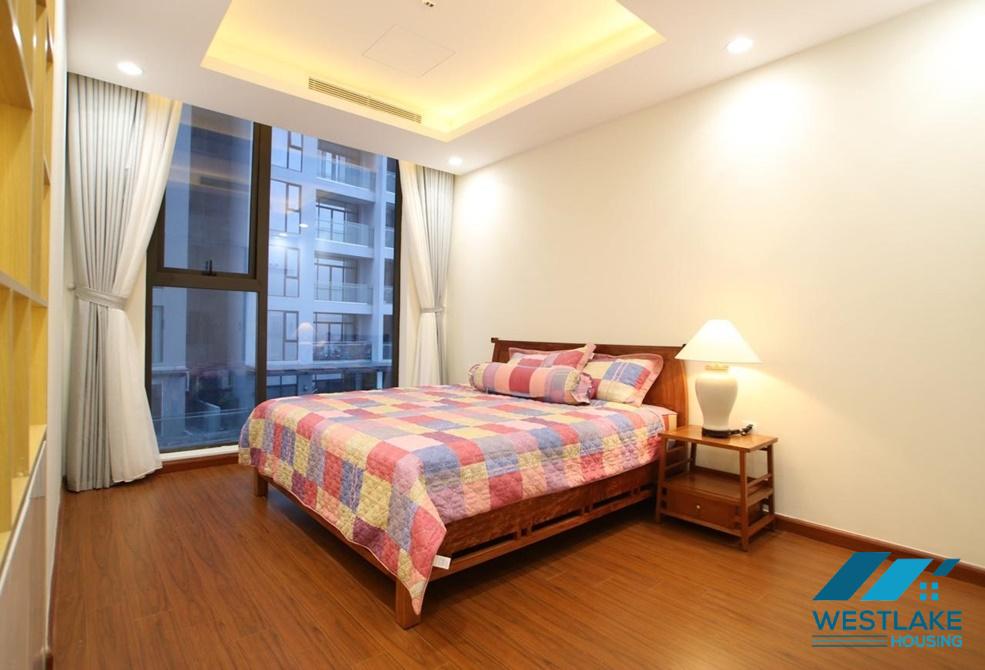 Căn hộ một phòng ngủ tại tòa nhà cao tầng Sun Grand city, Thụy Khuê