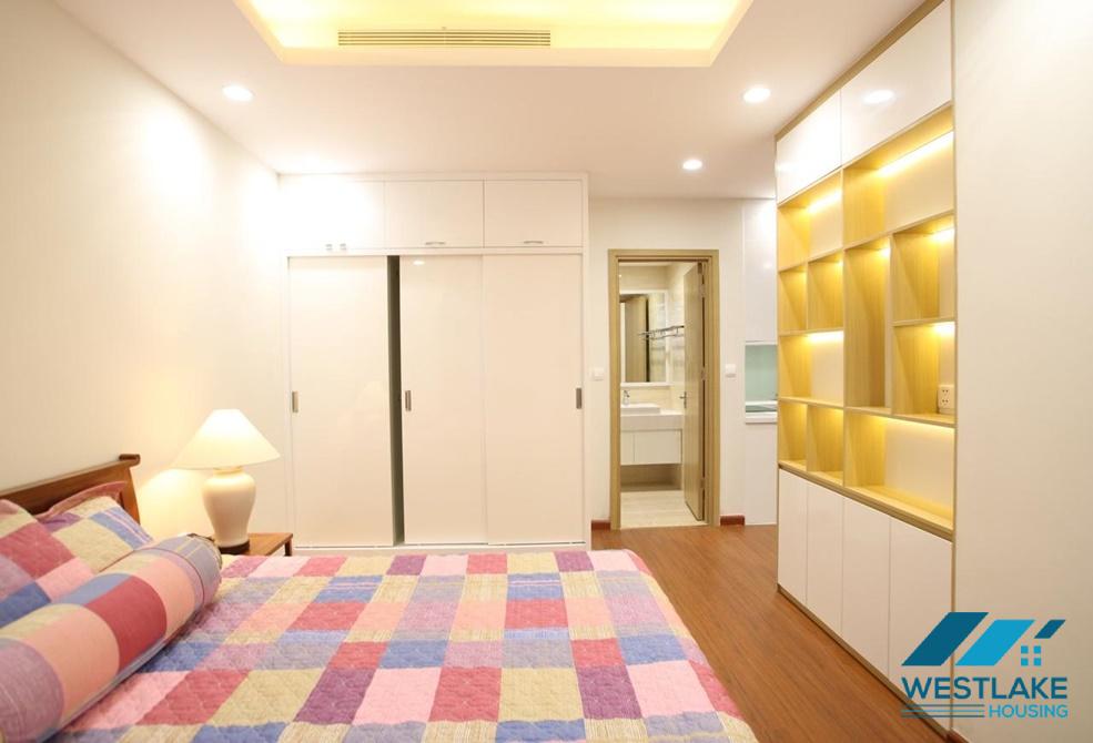 Căn hộ một phòng ngủ tại tòa nhà cao tầng Sun Grand city, Thụy Khuê