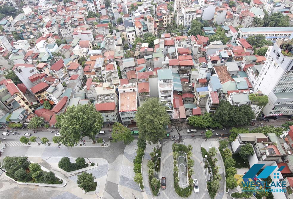 Cho thuê căn hộ 2 phòng ngủ tại Sun Grand City Thụy Khuê