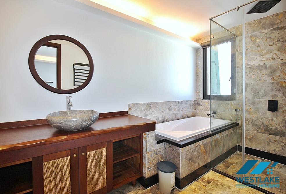 Cho Thuê Căn Hộ 3 Phòng Ngủ Tầng Cao View Hồ Tại Phố Từ Hoa Tây Hồ, Hà Nội