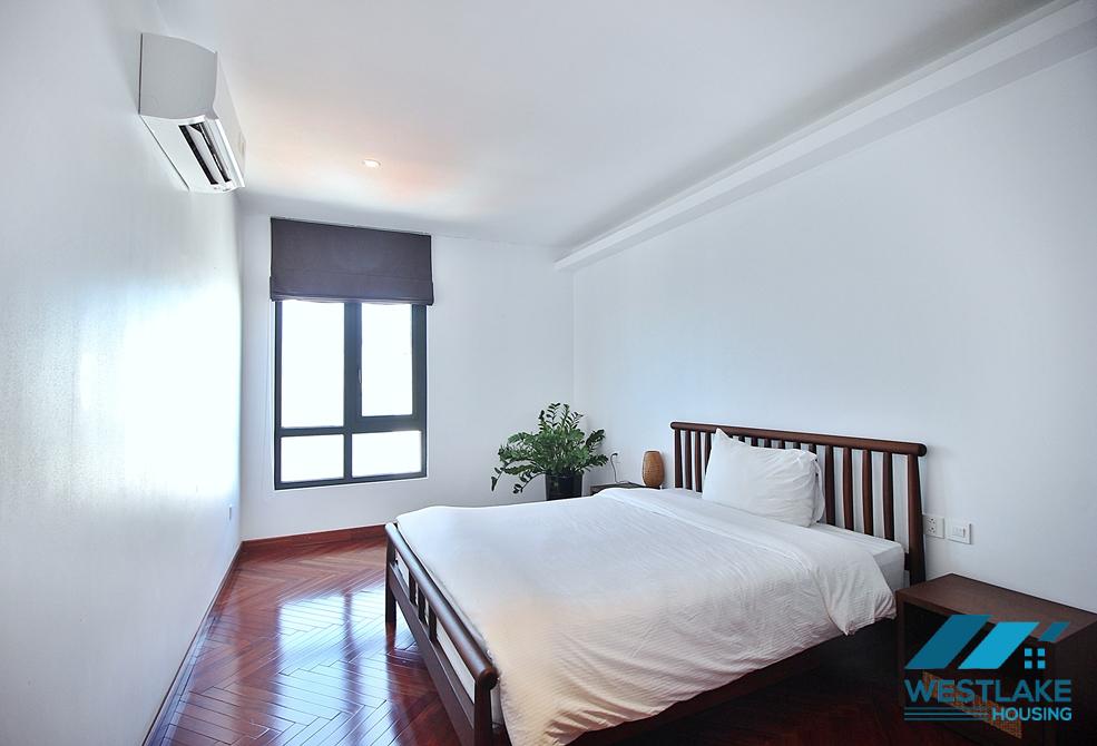 Cho Thuê Căn Hộ 3 Phòng Ngủ Tầng Cao View Hồ Tại Phố Từ Hoa Tây Hồ, Hà Nội
