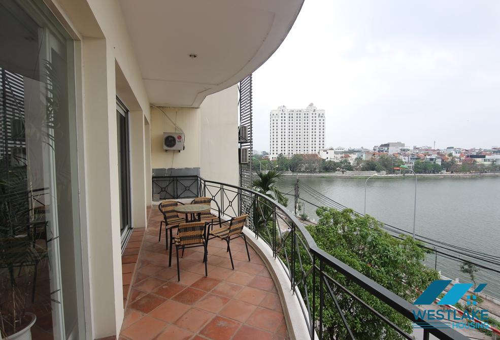 Lake view with big balcony apartment for rent in Xuan Dieu st, tay Ho district