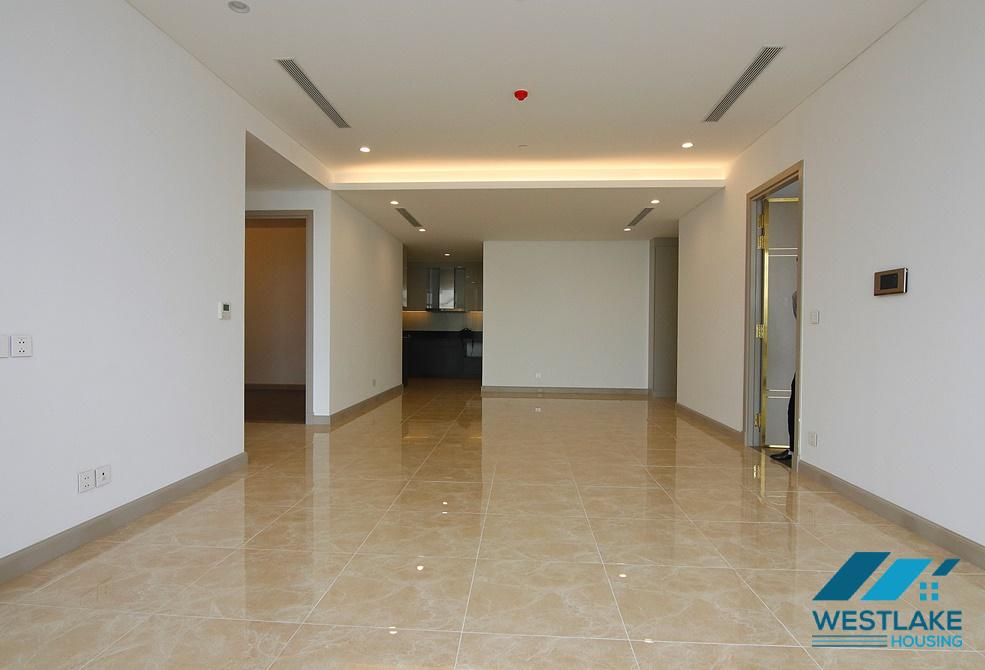 Căn hộ nội thát cơ bản cho thuê tại Sun Grand City Thụy Khuê.