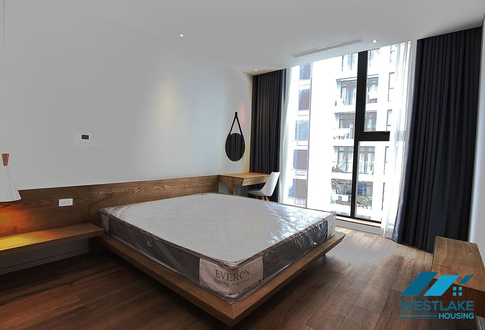 Cho thuê căn hộ 3 phòng ngủ nội thất đẹp view hộ tại Sun Gran Thụy Khuê